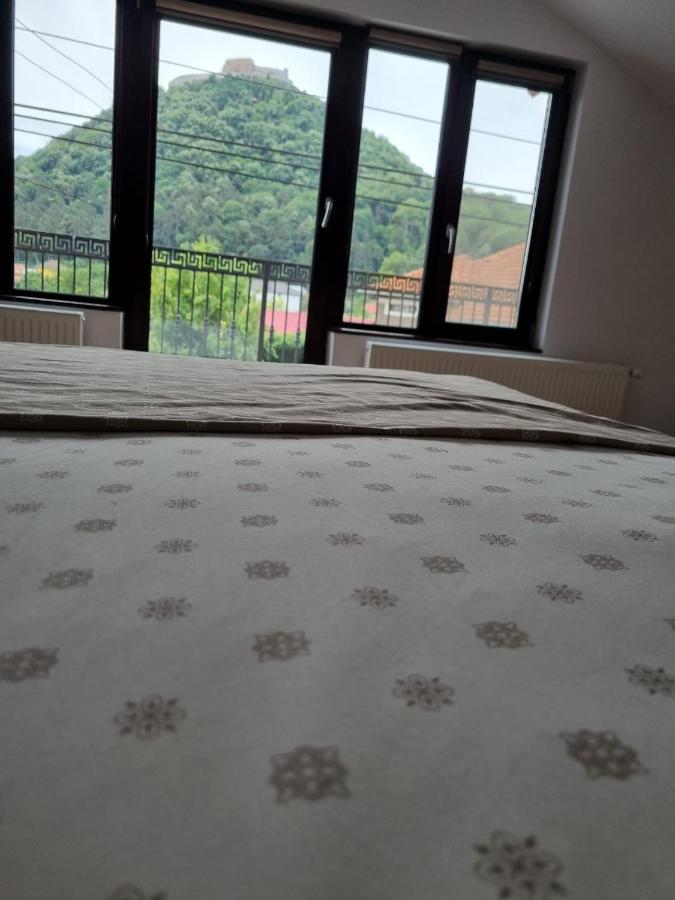 Casa De Oaspeti Minerva Déva Kültér fotó